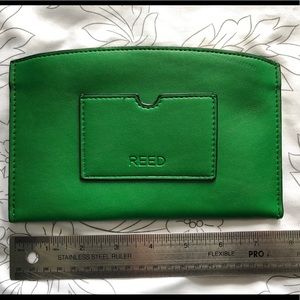 Reed Small Green Pouch
